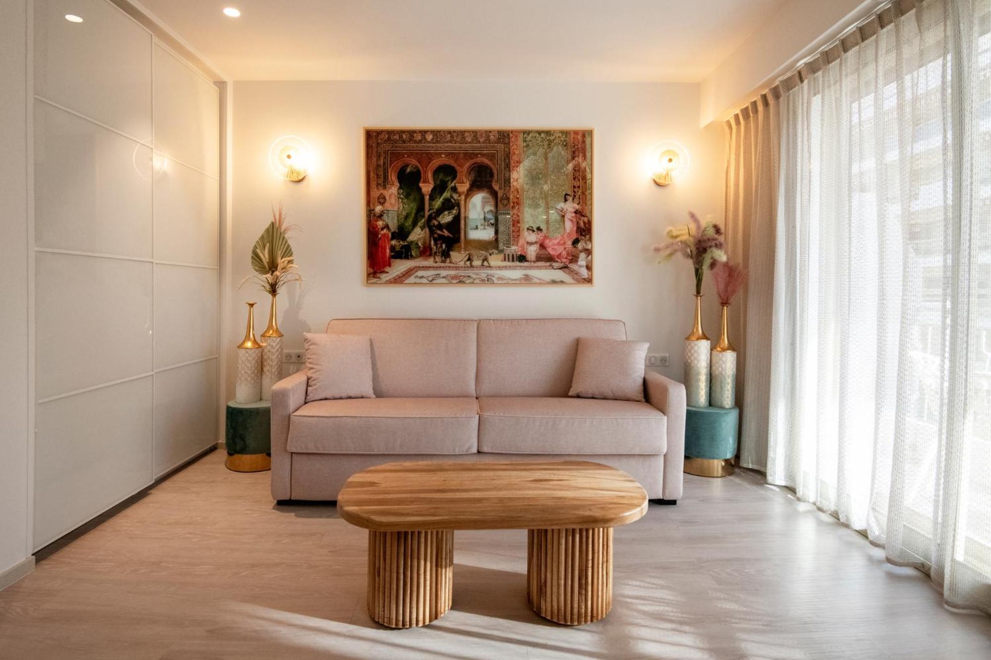 Residence Hoteliere Chambord Au Coeur De Menton - Entierement Renovee Eksteriør billede