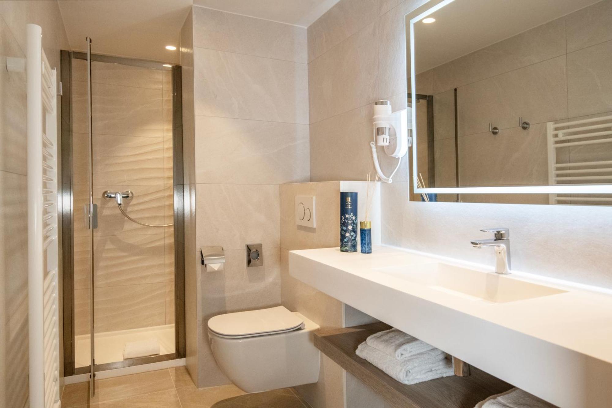 Residence Hoteliere Chambord Au Coeur De Menton - Entierement Renovee Eksteriør billede