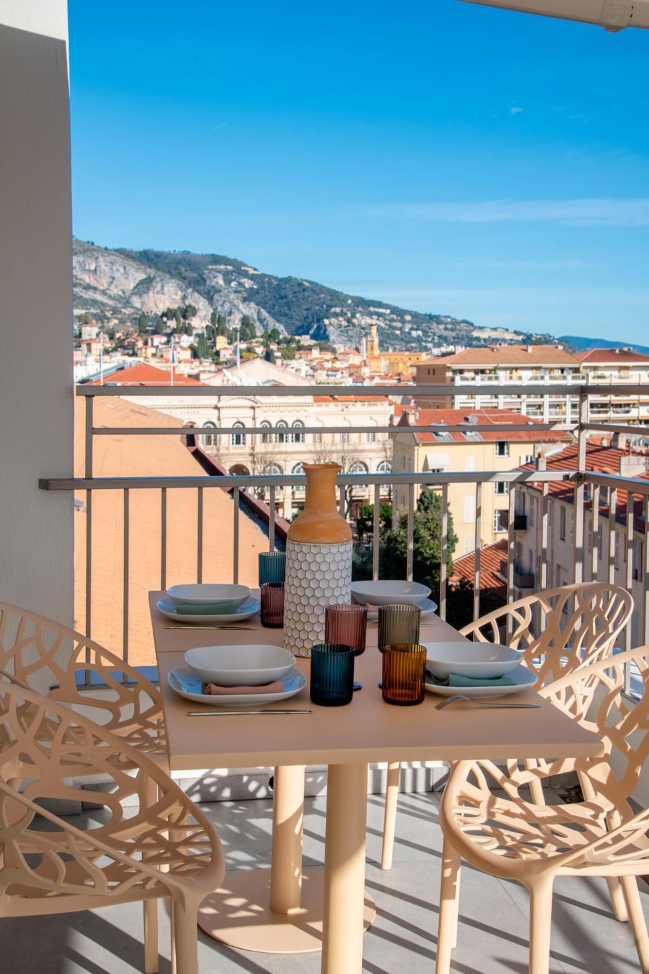 Residence Hoteliere Chambord Au Coeur De Menton - Entierement Renovee Eksteriør billede
